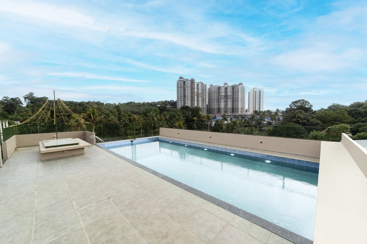 swimingpool_02 Large